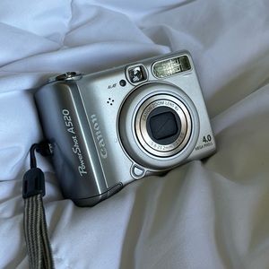 Camara CANON PowerShot A520 Digital Camara, excellent conditions, Aesthetic✨